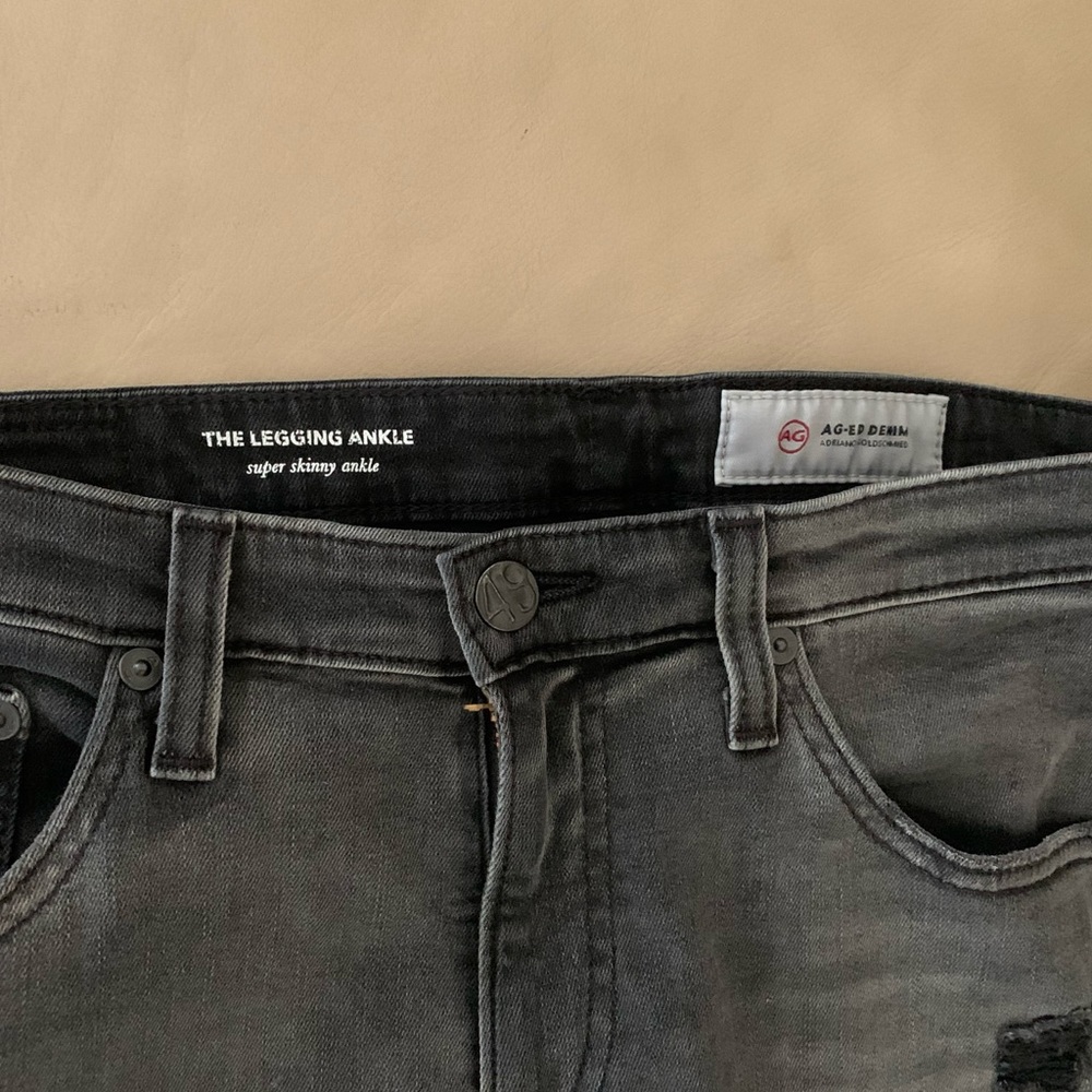 Adriano Goldschmied Skinny Destroyed Ankle Jeans - Picture 10 of 16